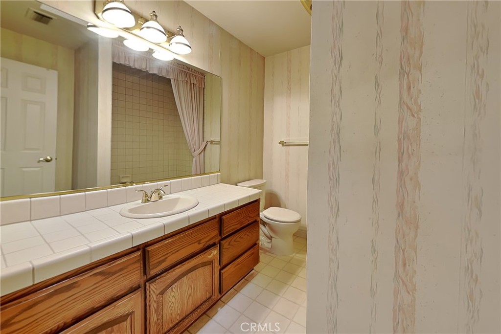 815 Monte Vista, Los Banos, CA 93635