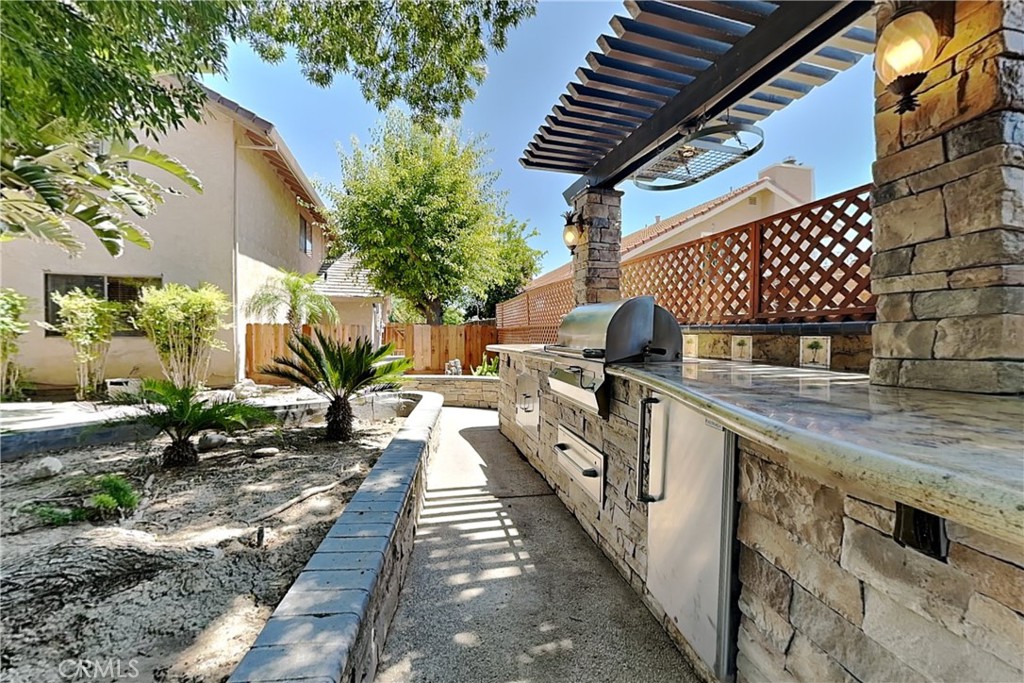 815 Monte Vista, Los Banos, CA 93635
