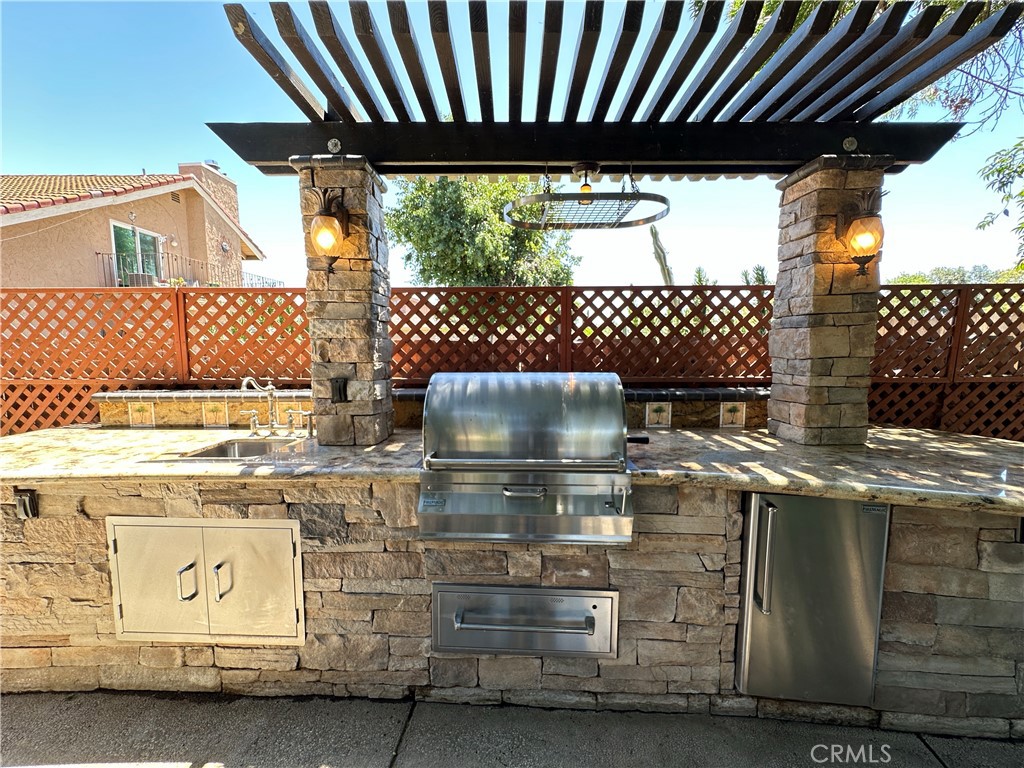 815 Monte Vista, Los Banos, CA 93635