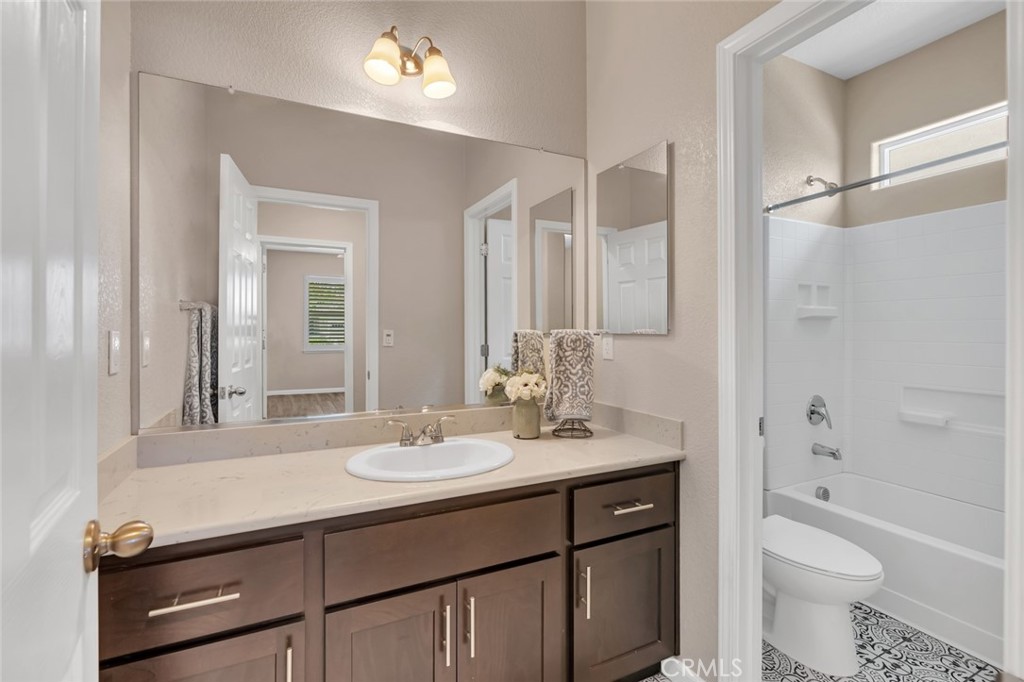 2580 Stone Creek, Atwater, CA 95301
