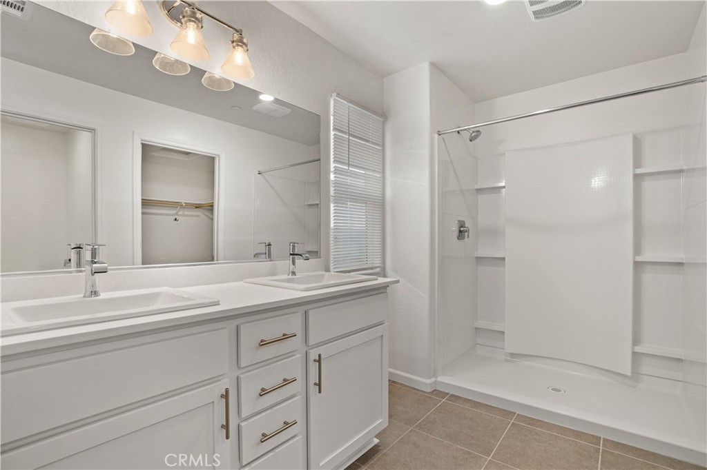 254 Grand Canyon Ct, Merced, CA 95341