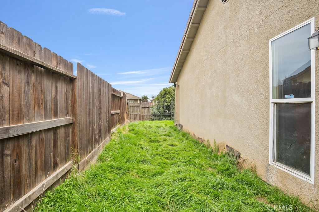 242 Torino Ct, Merced, CA 95341
