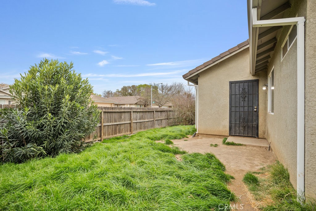 242 Torino Ct, Merced, CA 95341