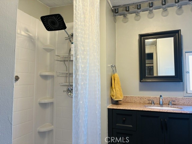 2500 N Highway 59 #74, Merced, CA 95301