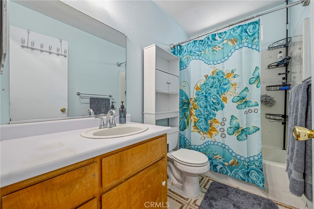 12733 Washington, Le Grand, CA 95333