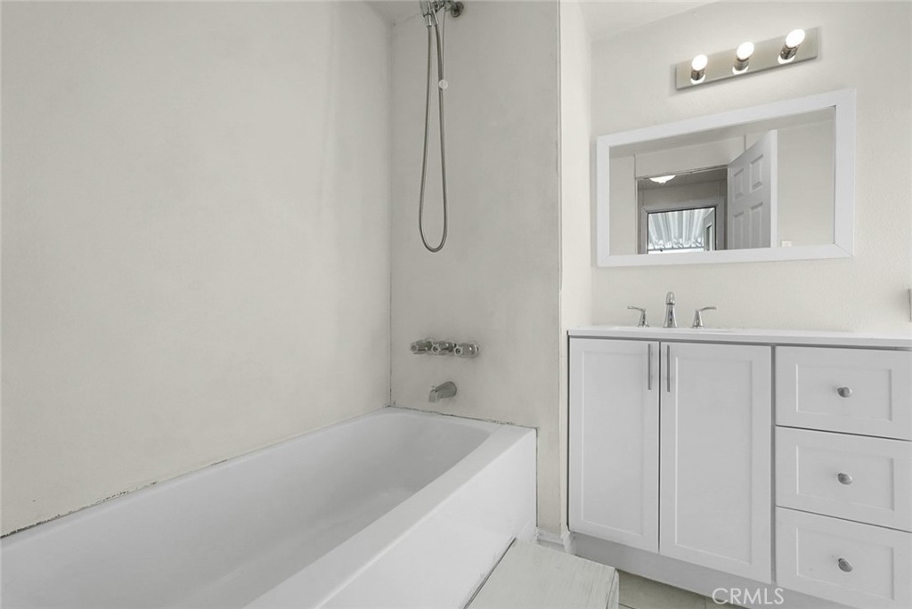 2499 E Gerard #140, Merced, CA 95341