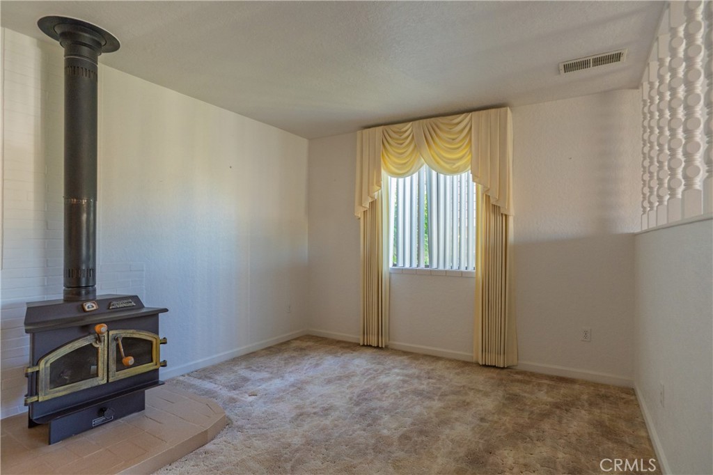 2115 S 11th St, Los Banos, CA 93635