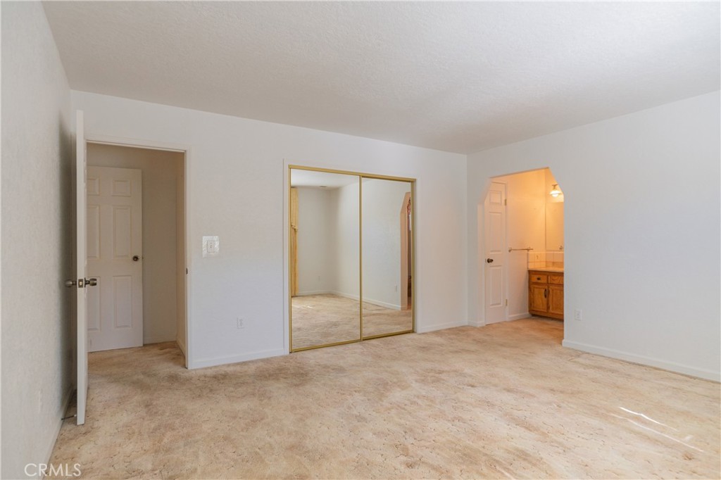 2115 S 11th St, Los Banos, CA 93635