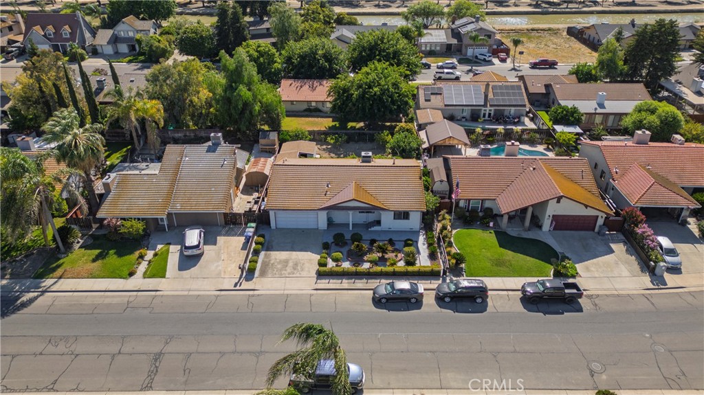 2115 S 11th St, Los Banos, CA 93635