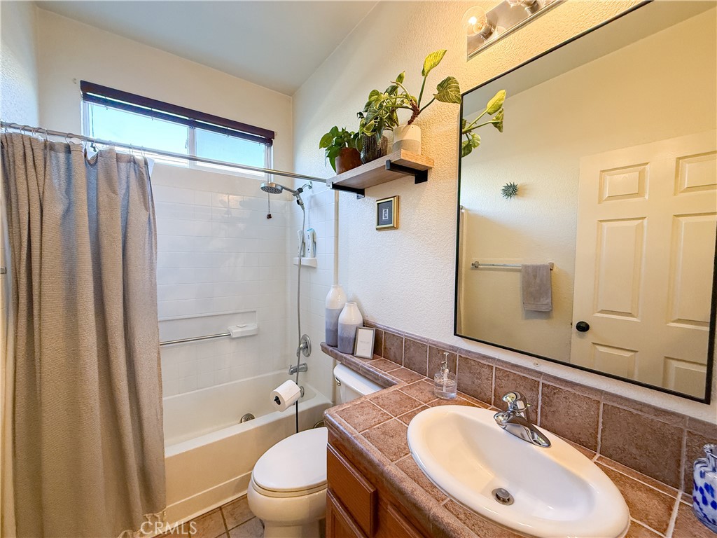 3559 Santa Maria Ave, Merced, CA 95348