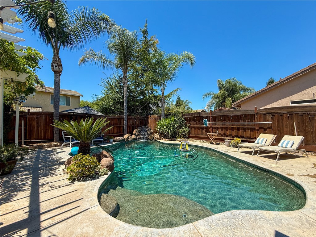 3559 Santa Maria Ave, Merced, CA 95348