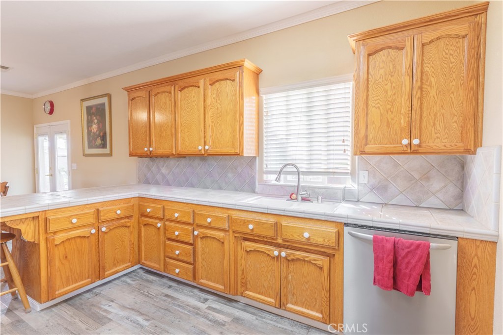 26261 Haley Way, Madera, CA 93638