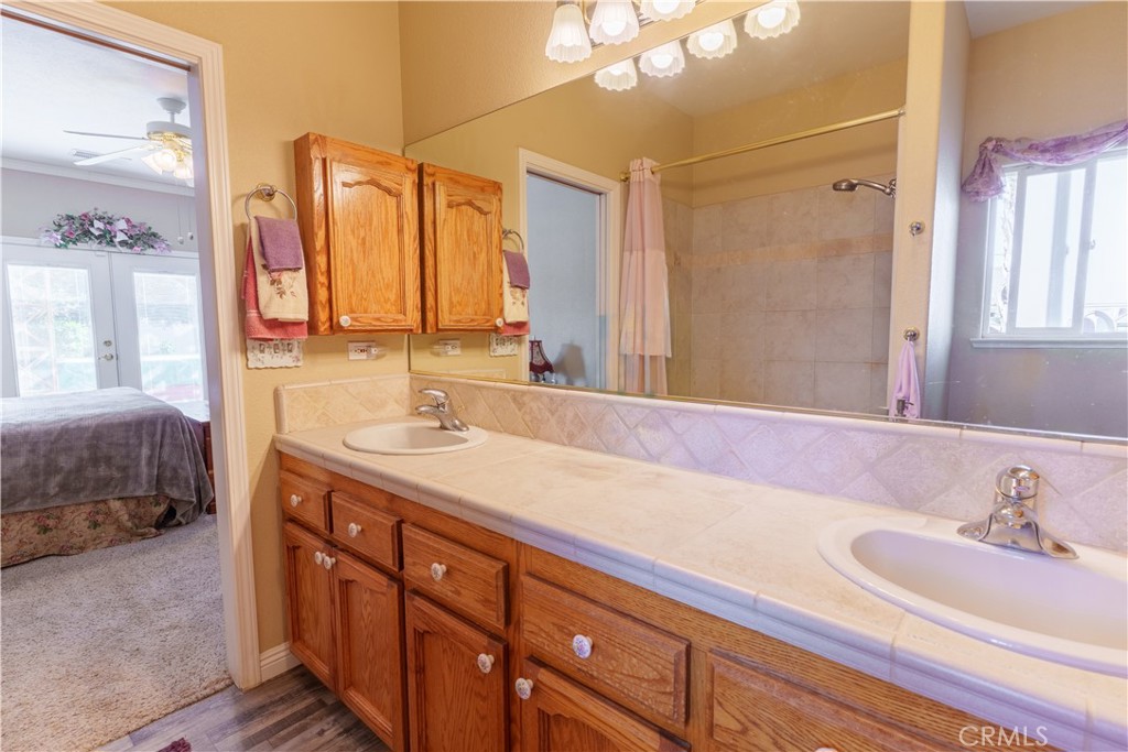 26261 Haley Way, Madera, CA 93638