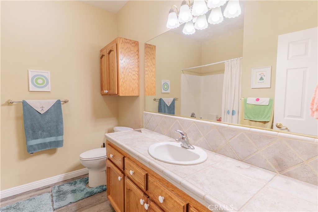26261 Haley Way, Madera, CA 93638