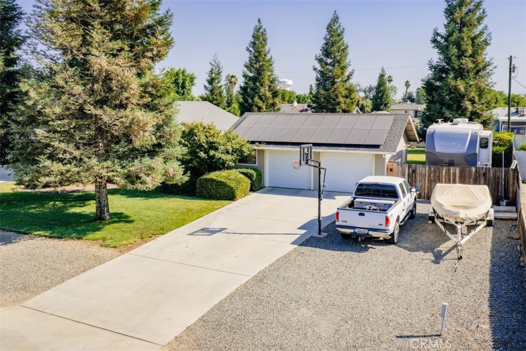 26261 Haley Way, Madera, CA 93638