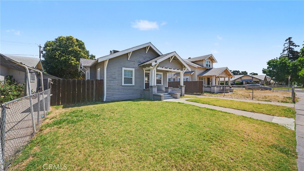 115 W 19th, Merced, CA 95340