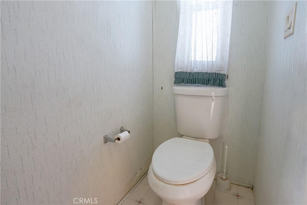 18097 Fairfax, Dos Palos, CA 93620