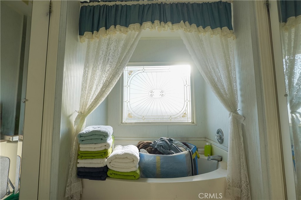 18097 Fairfax, Dos Palos, CA 93620