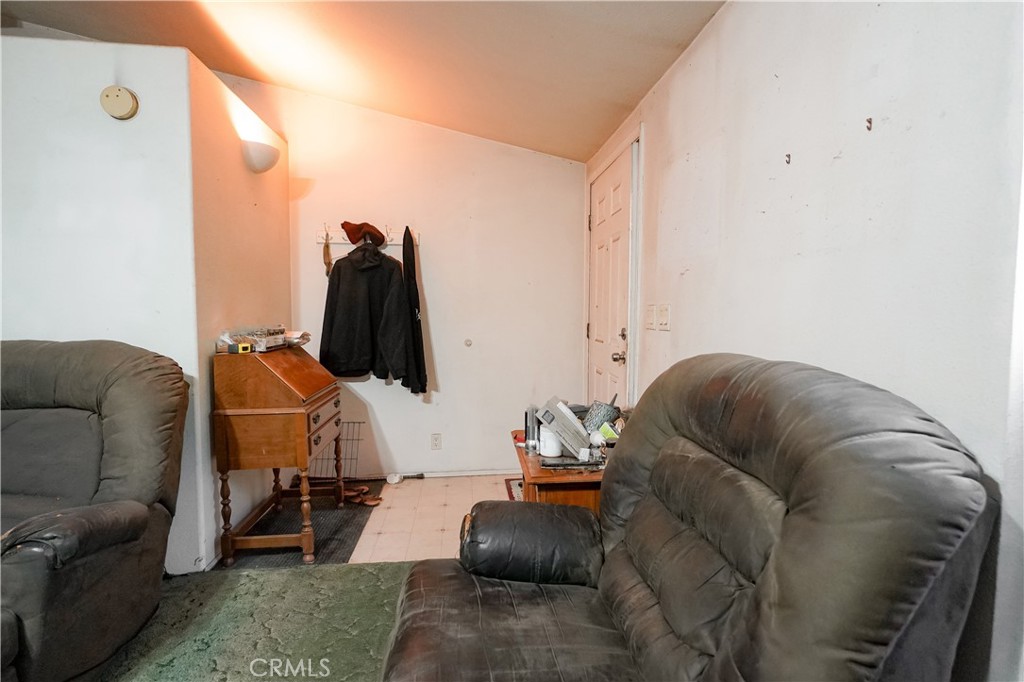 18097 Fairfax, Dos Palos, CA 93620
