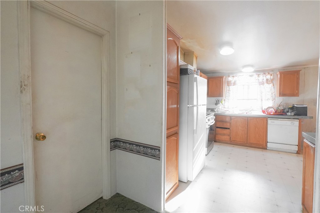 18097 Fairfax, Dos Palos, CA 93620