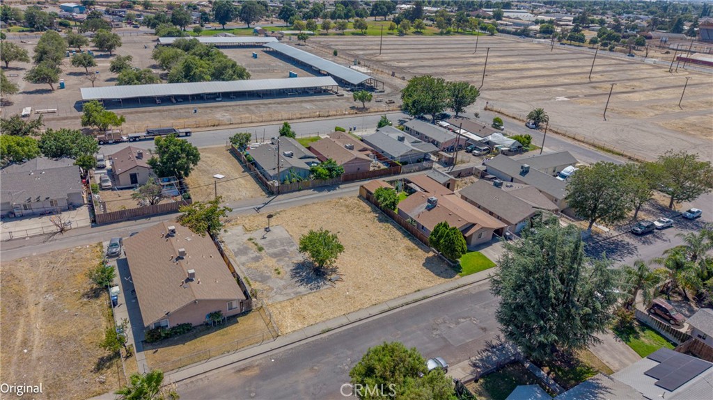 240 E 10th St, Merced, CA 95341