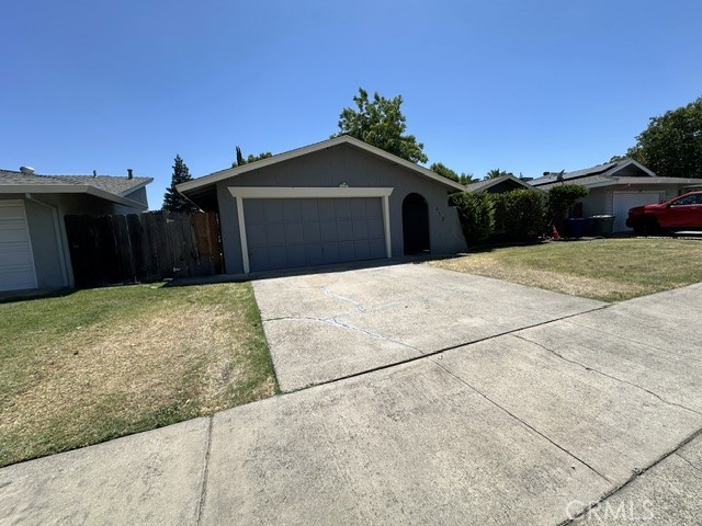 450 El Portal Dr, Merced, CA 95340