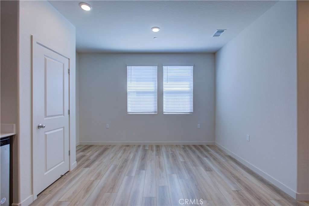 4721 Athena, Merced, CA 95348