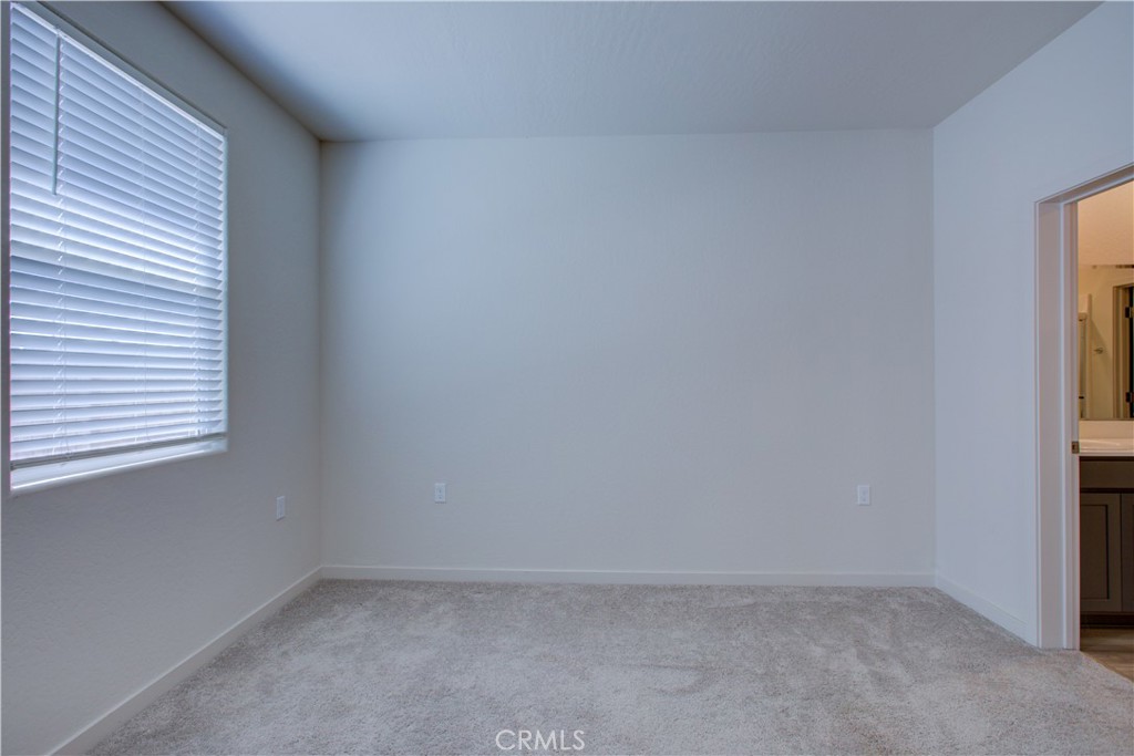 4721 Athena, Merced, CA 95348