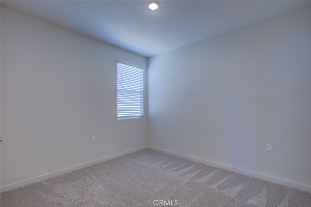 4721 Athena, Merced, CA 95348
