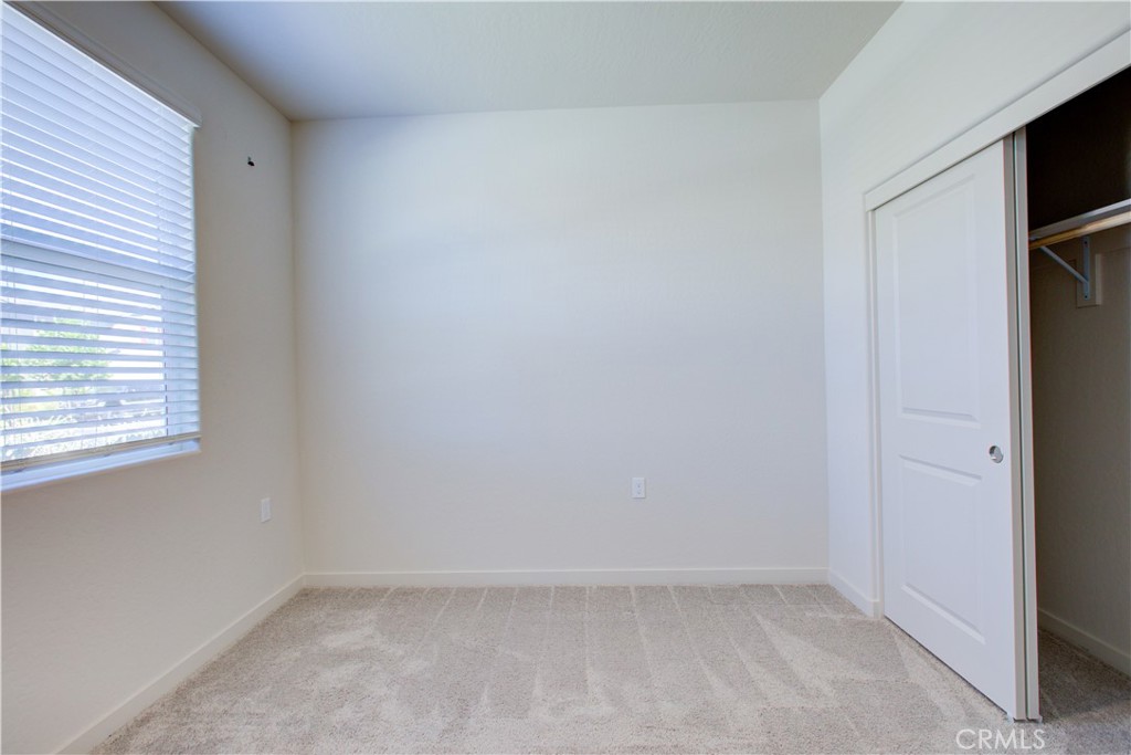 4721 Athena, Merced, CA 95348
