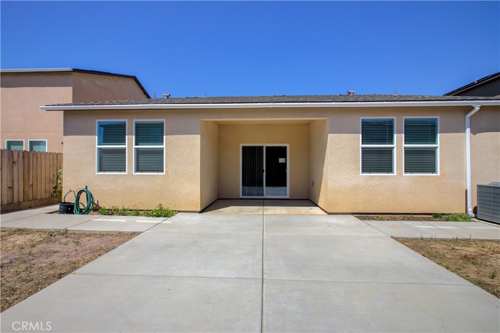 4721 Athena Dr, Merced, CA 95348