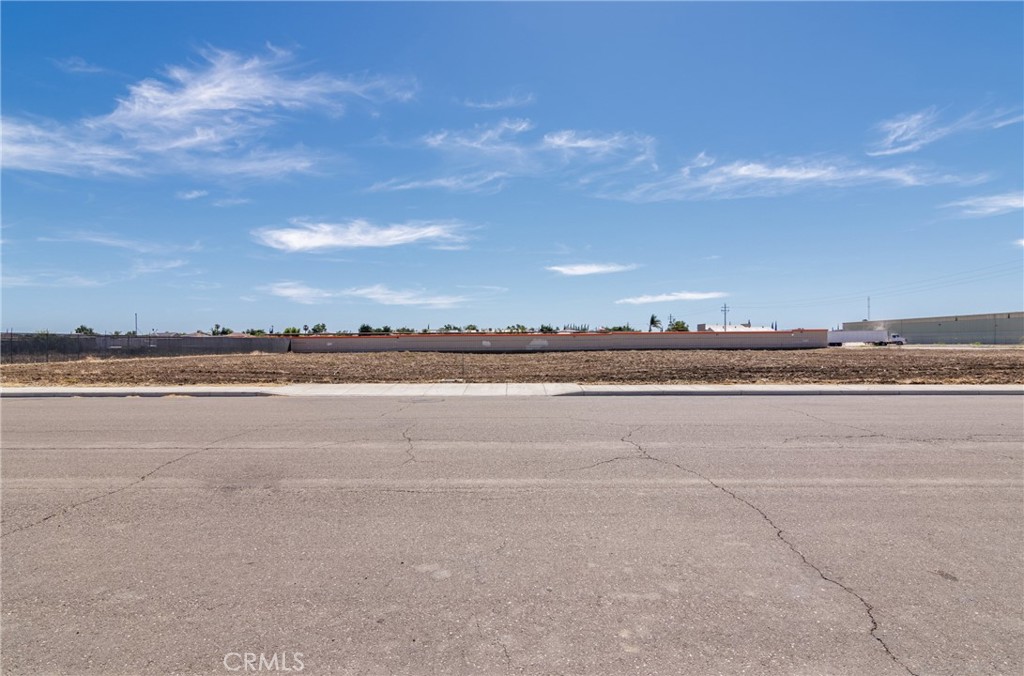 251 Commerce, Los Banos, CA 93635