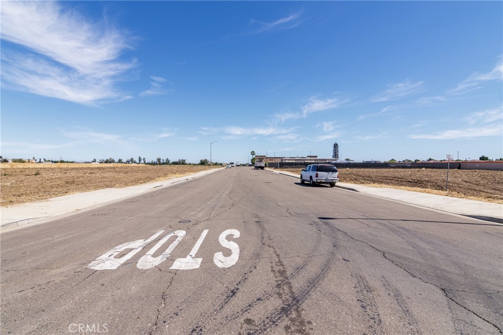 239 Commerce, Los Banos, CA 93635