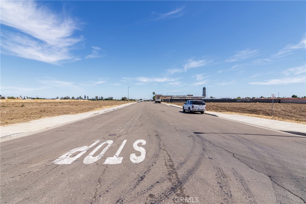 227 Commerce, Los Banos, CA 93635