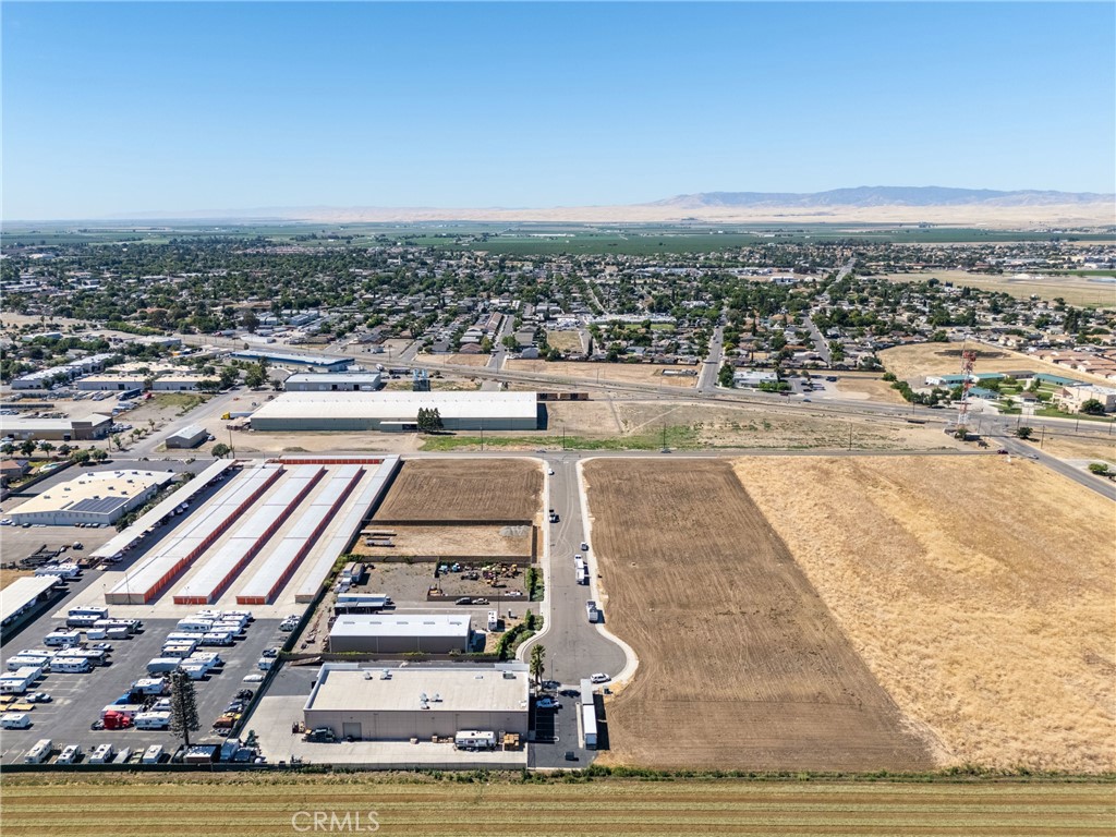 216 Commerce, Los Banos, CA 93635