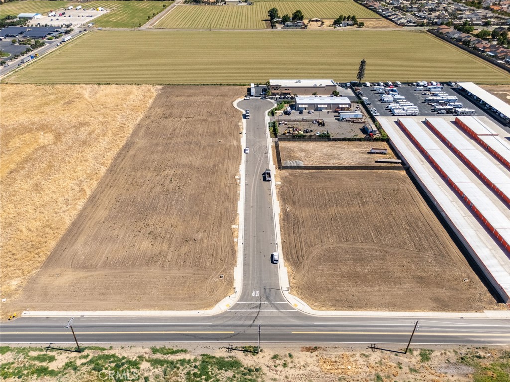 216 Commerce, Los Banos, CA 93635