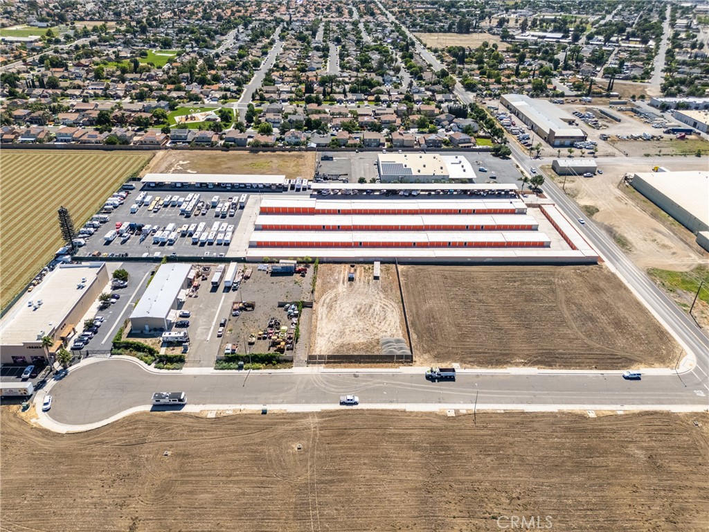 215 Commerce, Los Banos, CA 93635