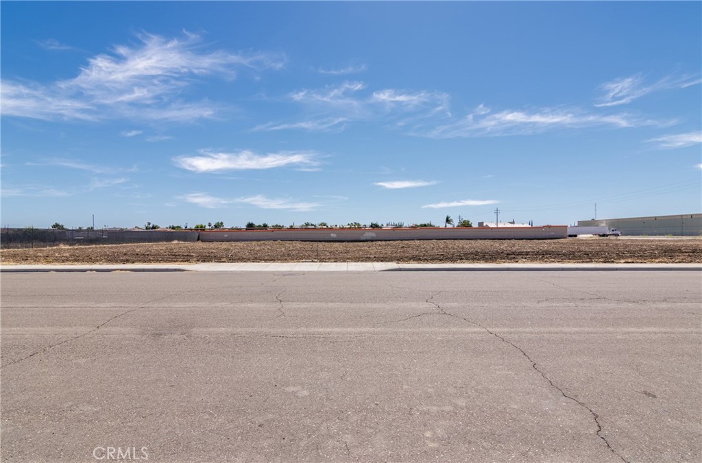 215 Commerce, Los Banos, CA 93635