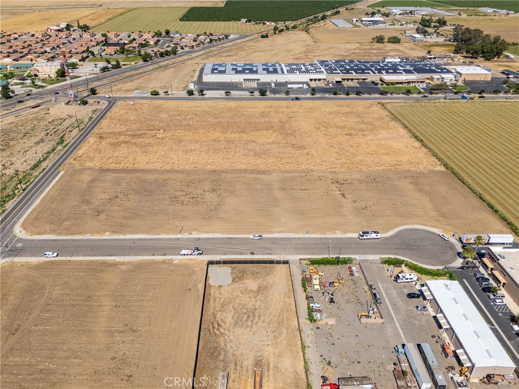 204 Commerce, Los Banos, CA 93635