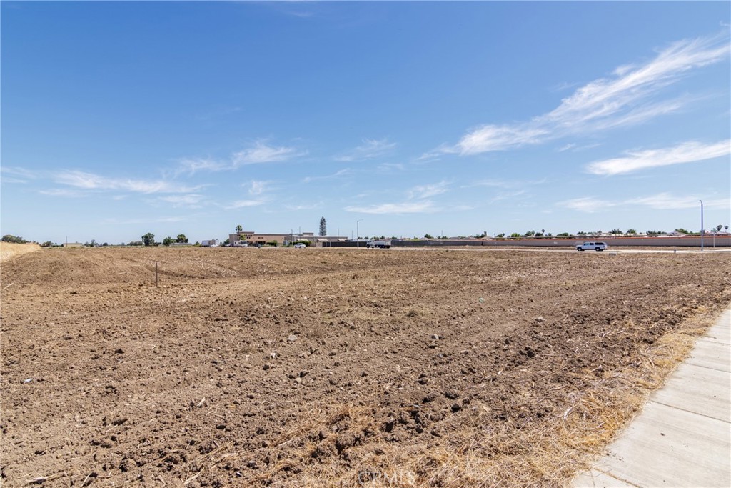 204 Commerce, Los Banos, CA 93635
