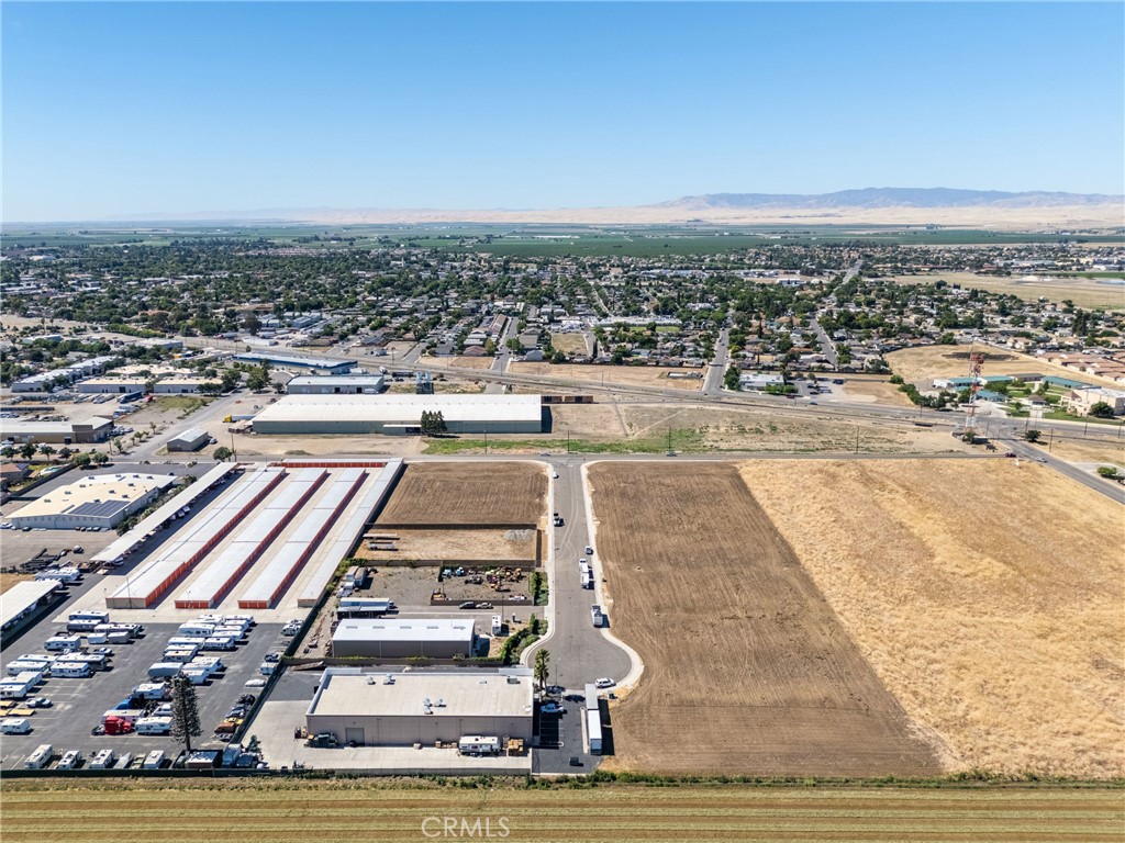 203 Commerce, Los Banos, CA 93635