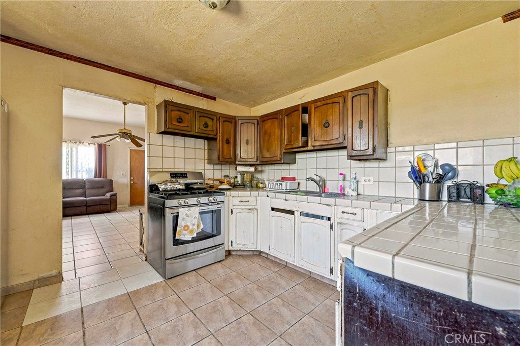 1957 Hull, Atwater, CA 95301