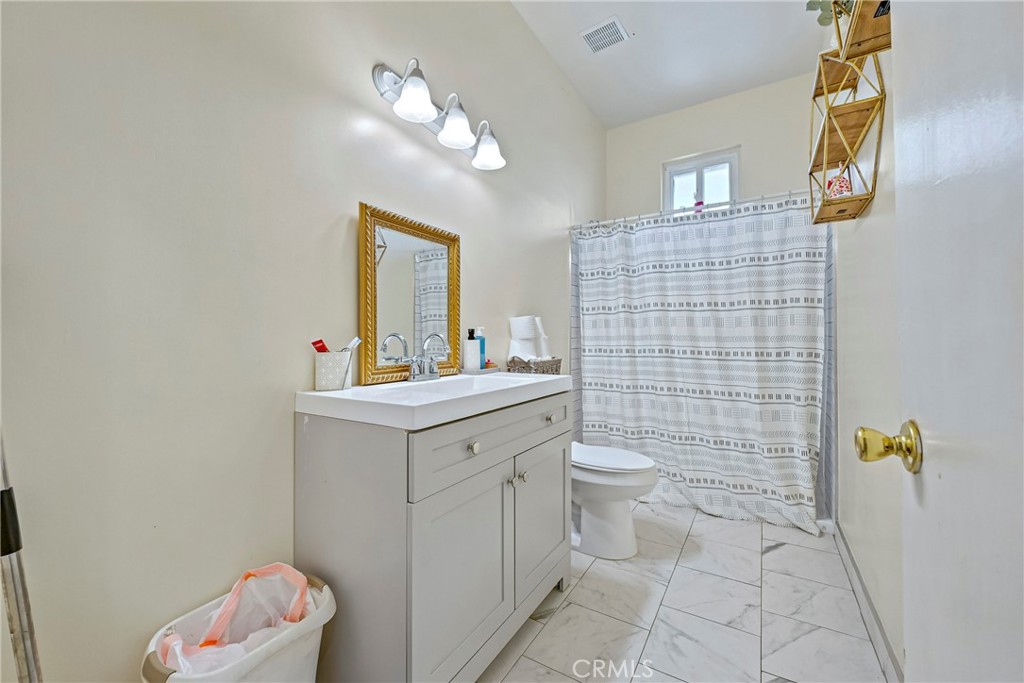 1957 Hull, Atwater, CA 95301