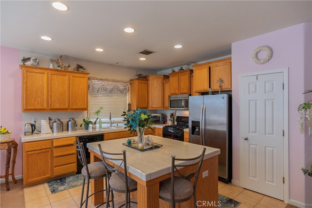 678 Chandon, Merced, CA 95348
