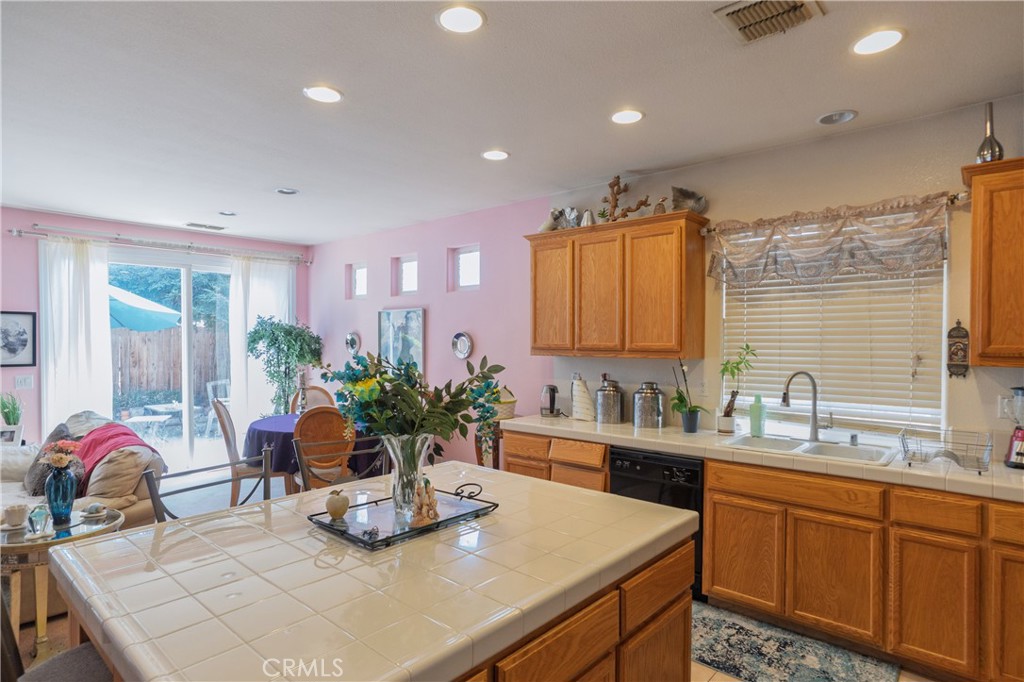 678 Chandon, Merced, CA 95348