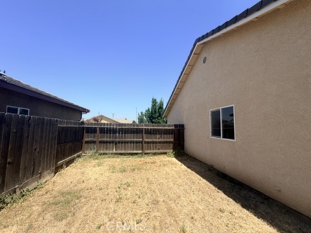 2143 W Drake, Merced, CA 95348