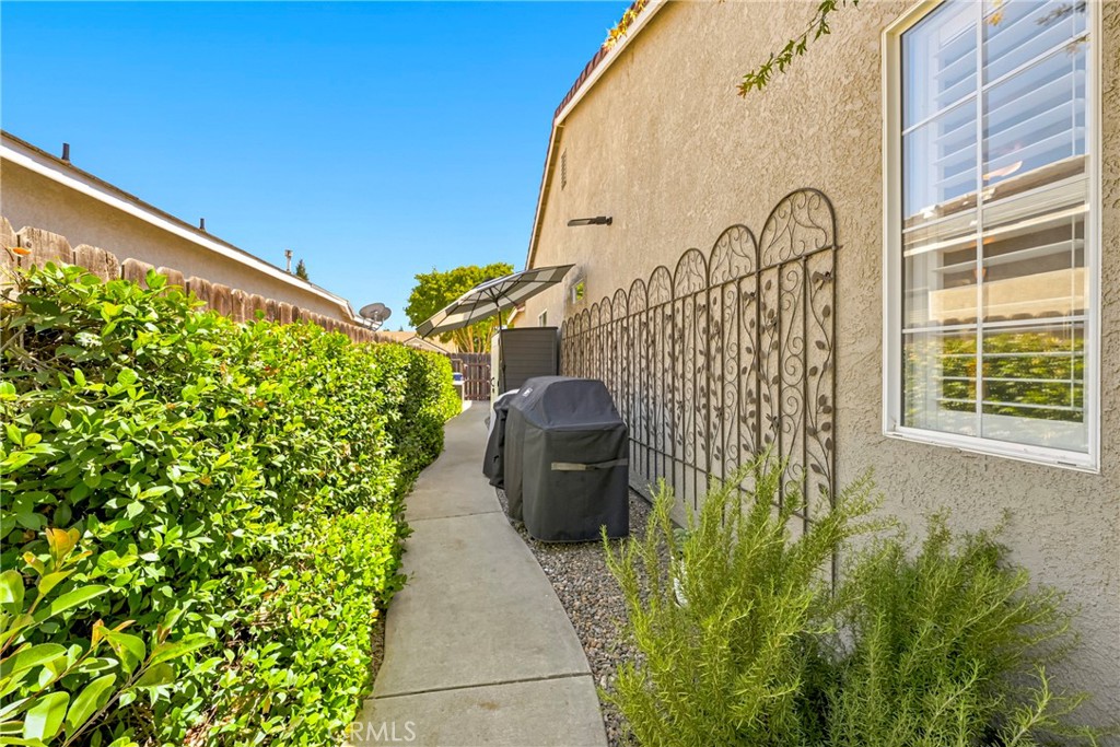 1817 Presidio Ct, Merced, CA 95340