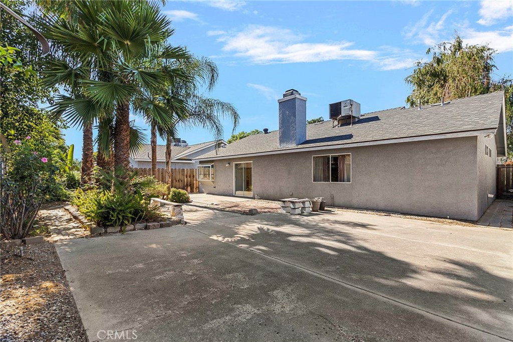 568 Independence Ct, Atwater, CA 95301