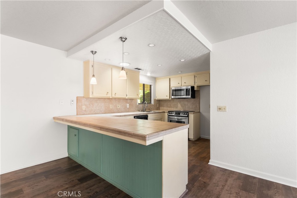 59 W 27th, Merced, CA 95340
