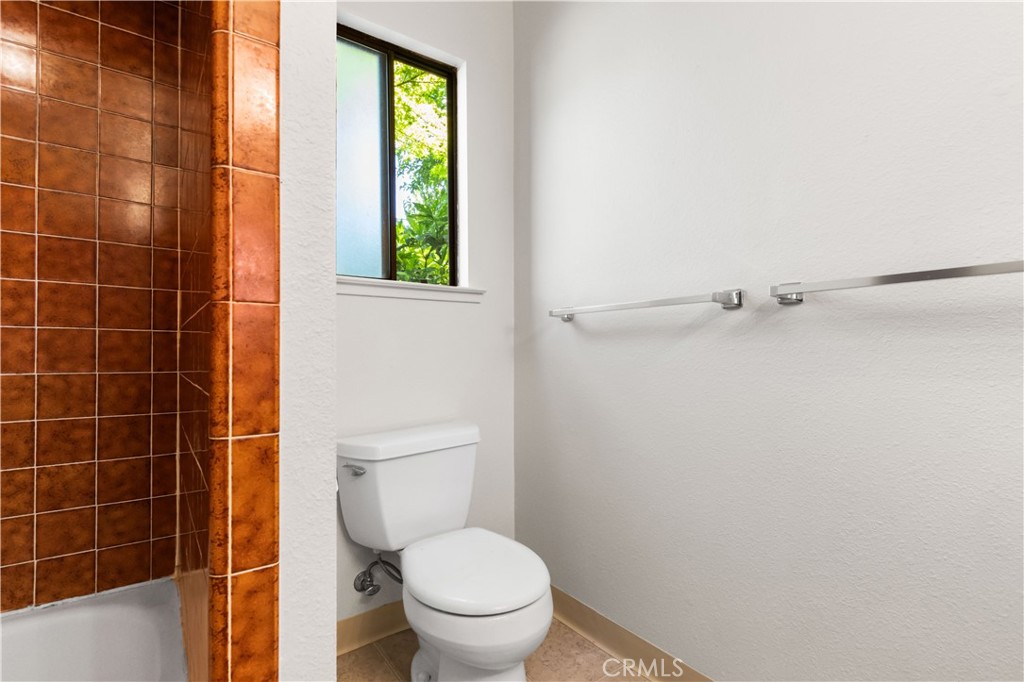 59 W 27th, Merced, CA 95340